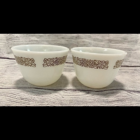 PYREX WOODLAND BROWN COFFEE TEA CUPS SET OF 2! - Picture 3 of 14